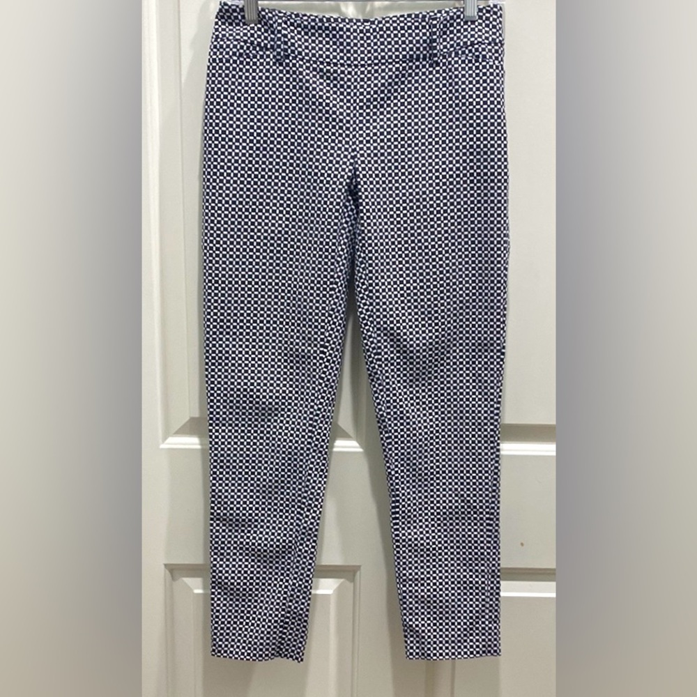 White House Black Market Black White Checked 4 City Chic Preppy Slim Ankle Pants